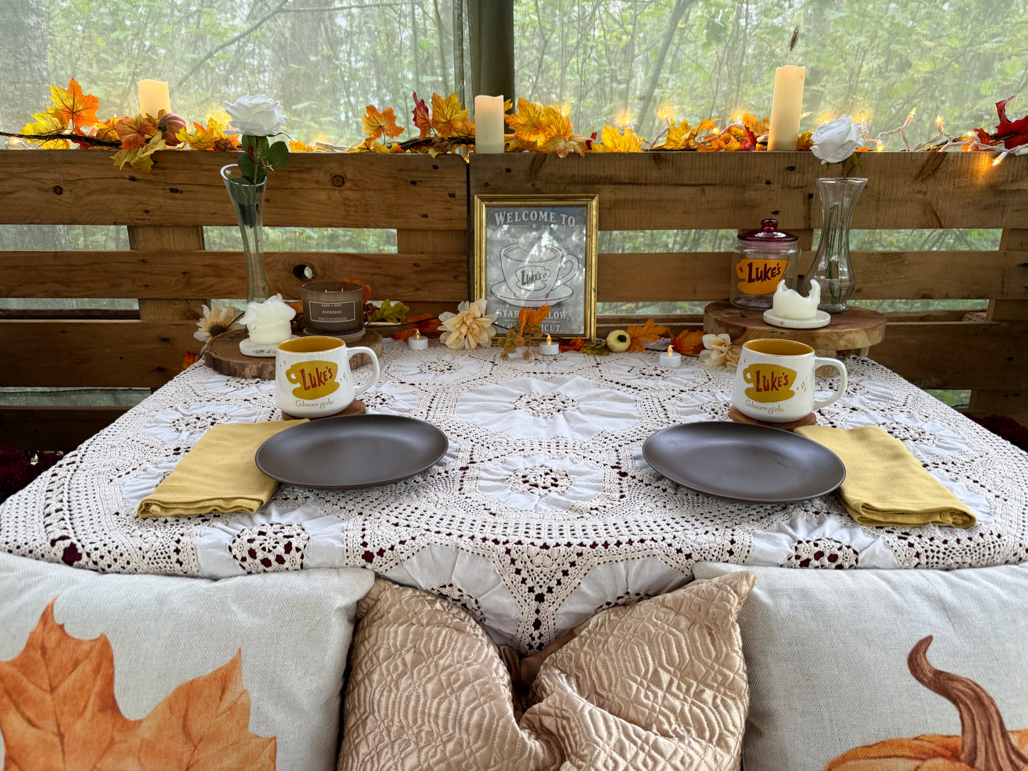 Gilmore Girls Fall Picnic
