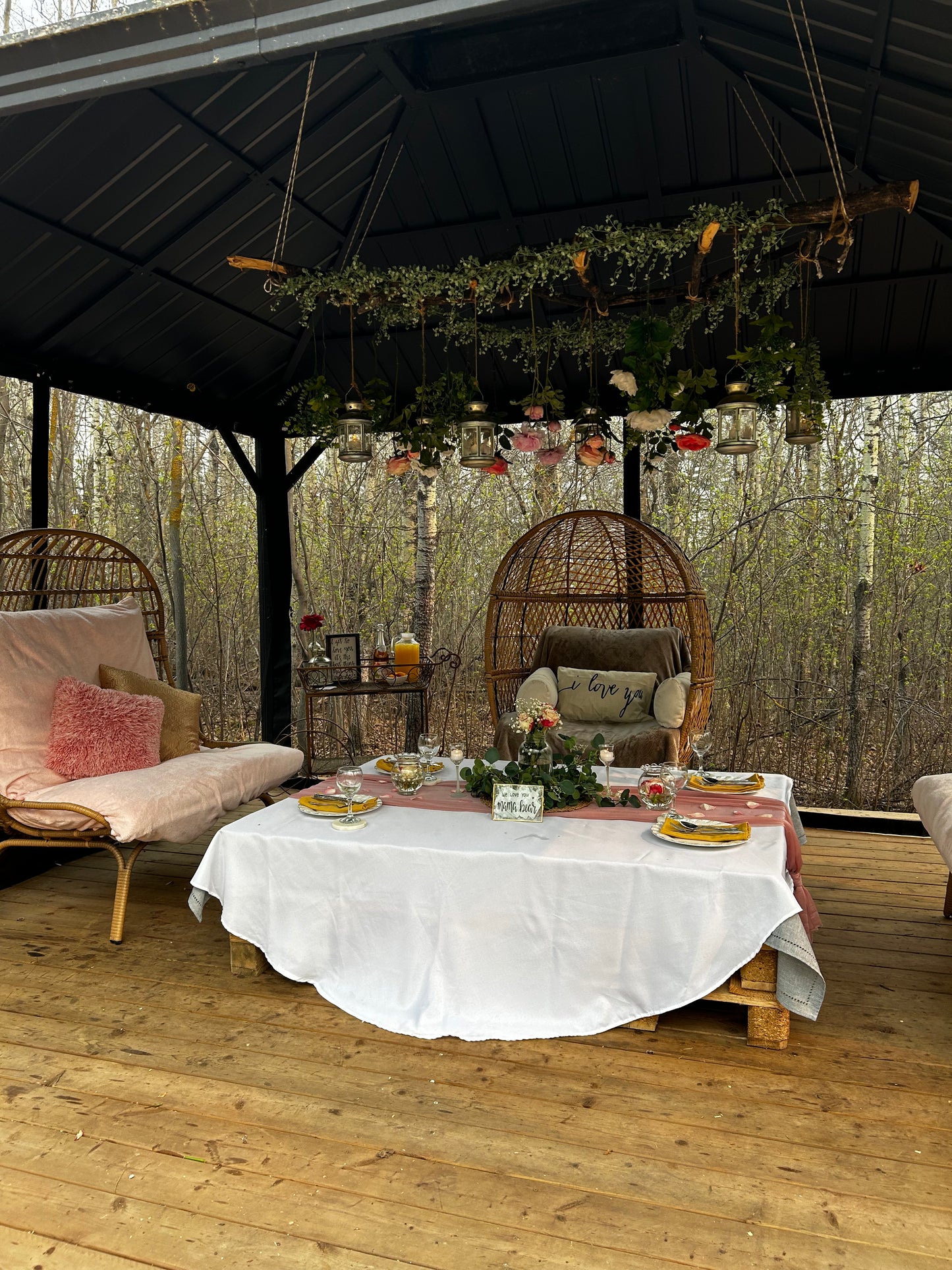 Mama's Brunch Picnic