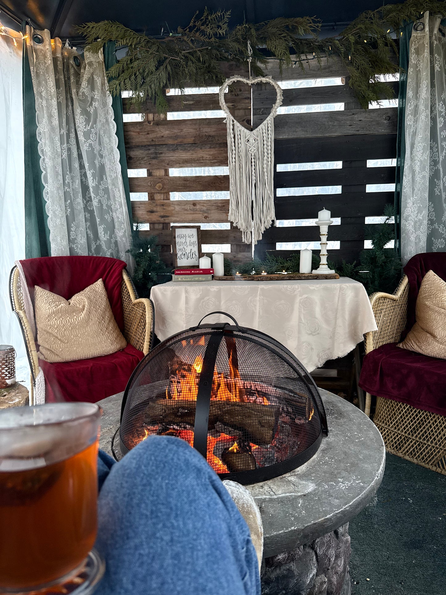 The Cozy Romantic Winter Picnic for 2